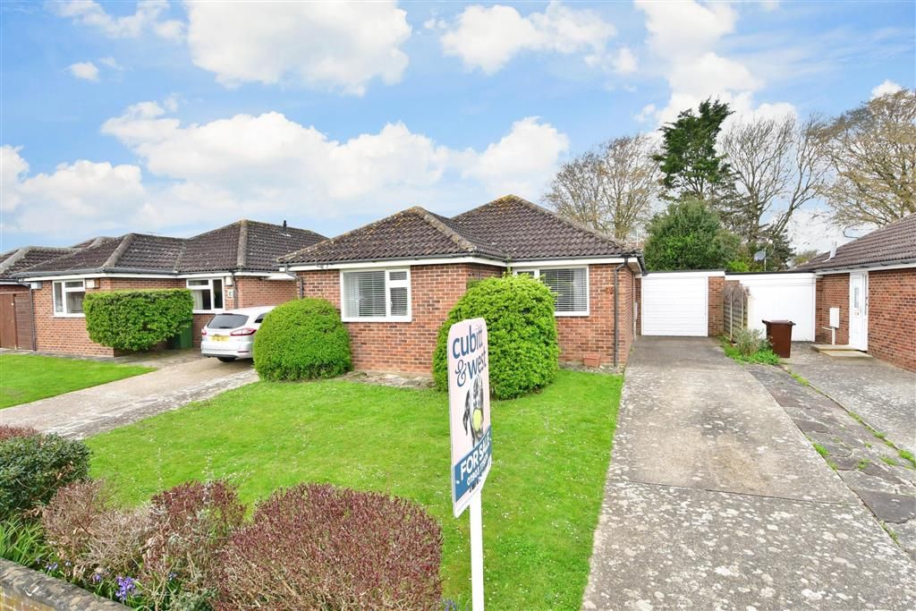 2 bed detached bungalow for sale in Fircroft Crescent, Rustington, West
