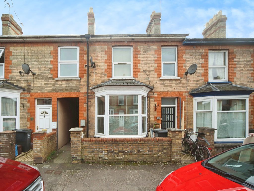 1 bed flat for sale in Winchester Street, Taunton TA1, £130,000 Zoopla