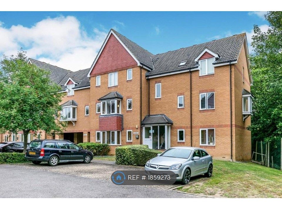 1 bed flat to rent in Redoubt Close, Hitchin SG4, £925 pcm Zoopla