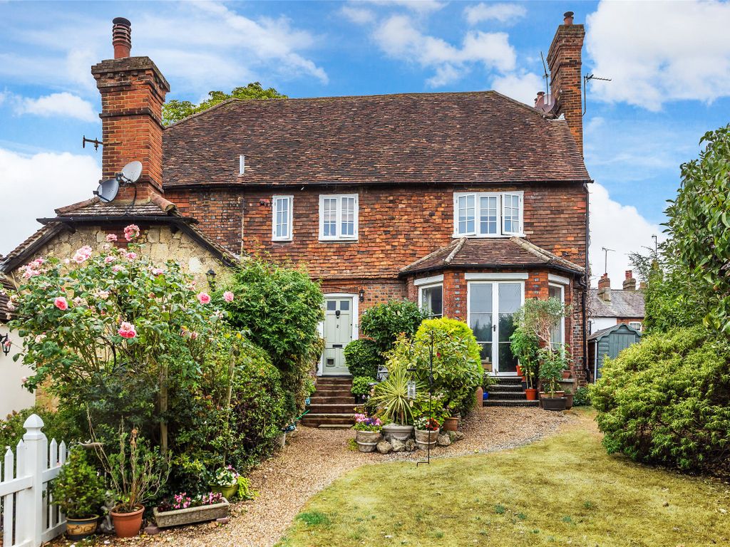 2 bed flat for sale in The Grange, Outwood Lane, Bletchingley, Surrey