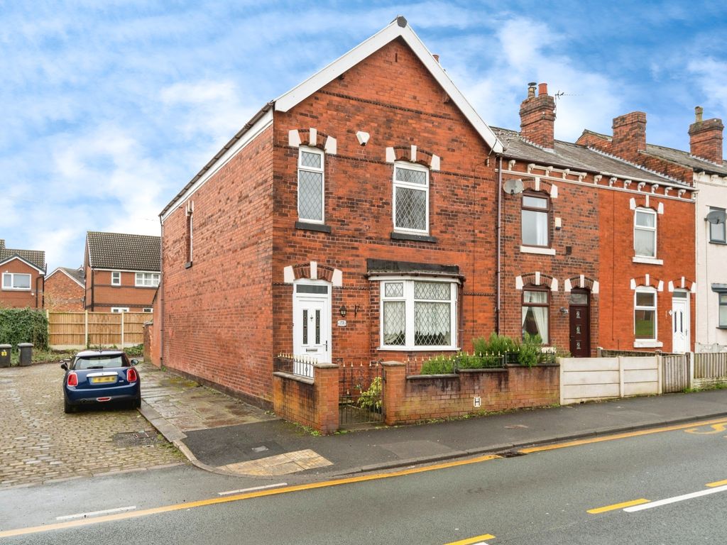 2 bed end terrace house for sale in Ladies Lane, Hindley, Wigan