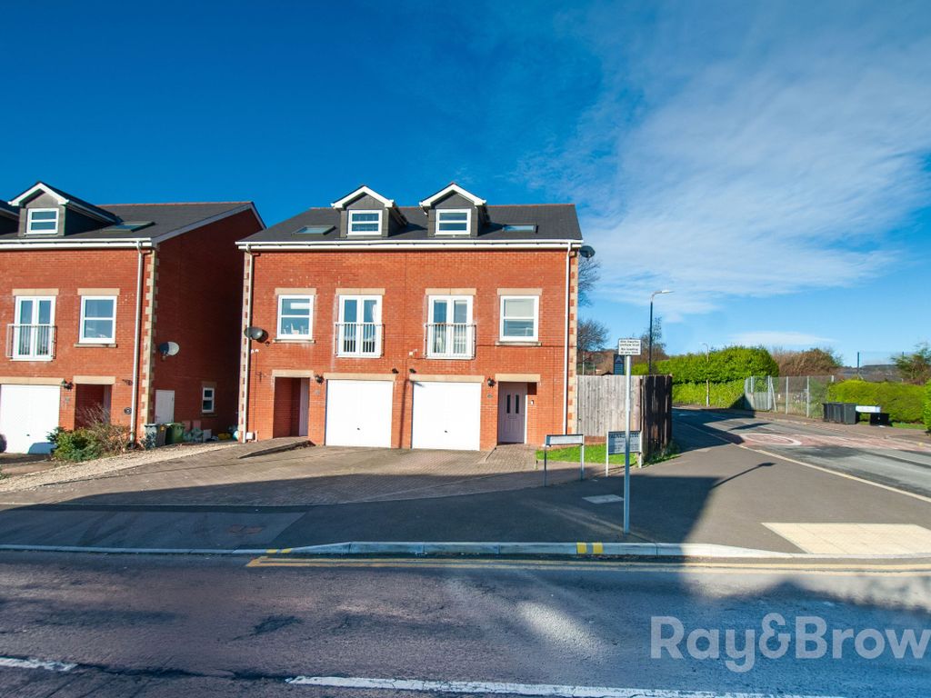 4 bed semidetached house for sale in Ragnall Close, Thornhill, Cardiff