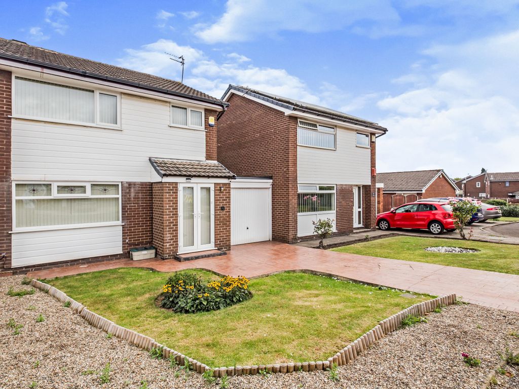 3 bed detached house for sale in Dene Hollow, Reddish Vale, Stockport