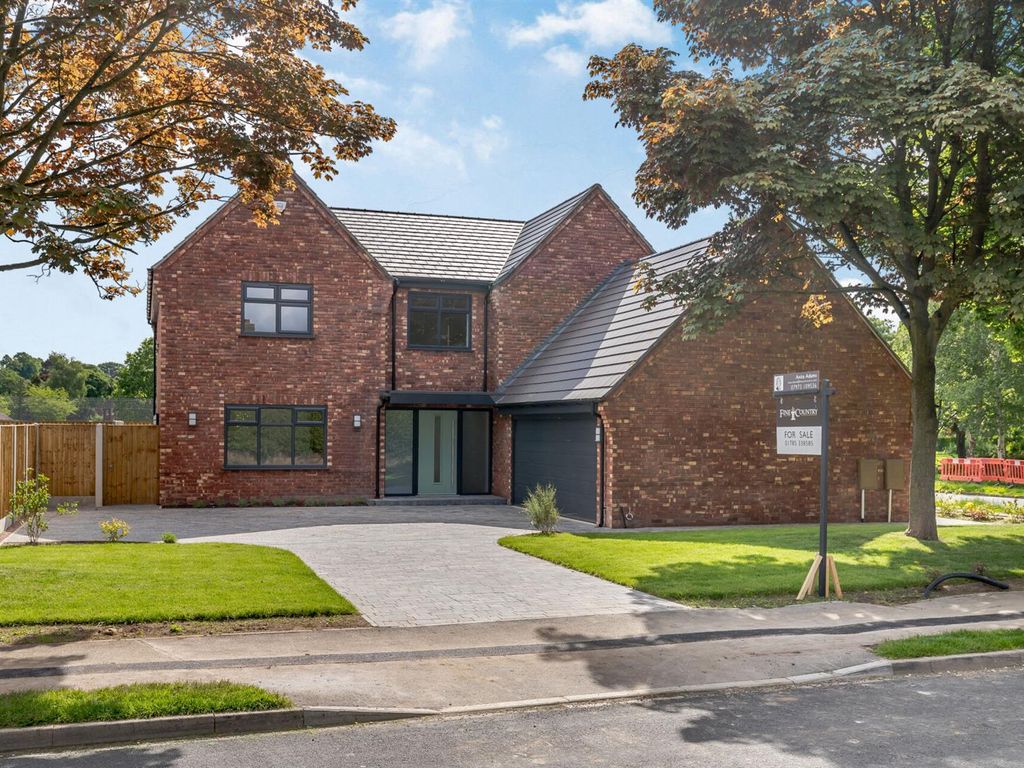 5 bed property for sale in Emery Avenue, Westlands, Staffordshire ST5 Zoopla