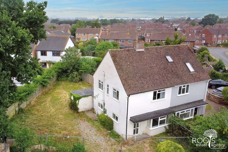3 bed semidetached house for sale in Station Road, Thatcham RG19 Zoopla