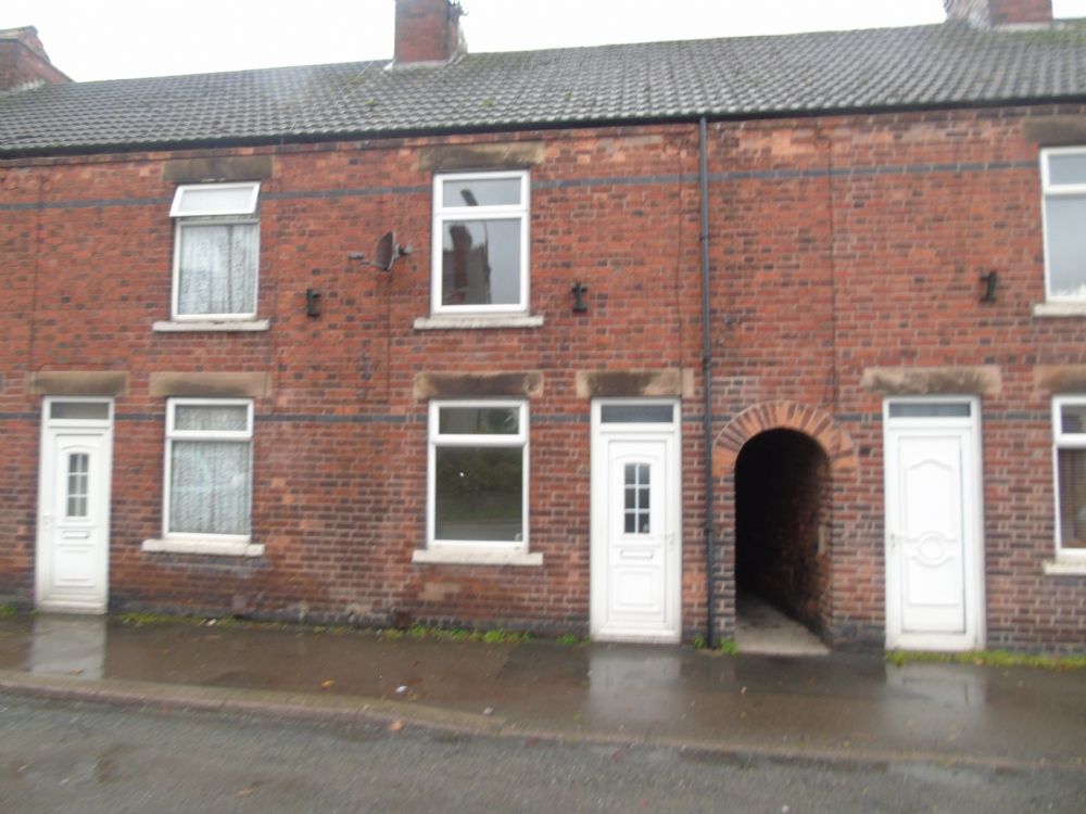 2 bed terraced house to rent in Market Street, South Normanton