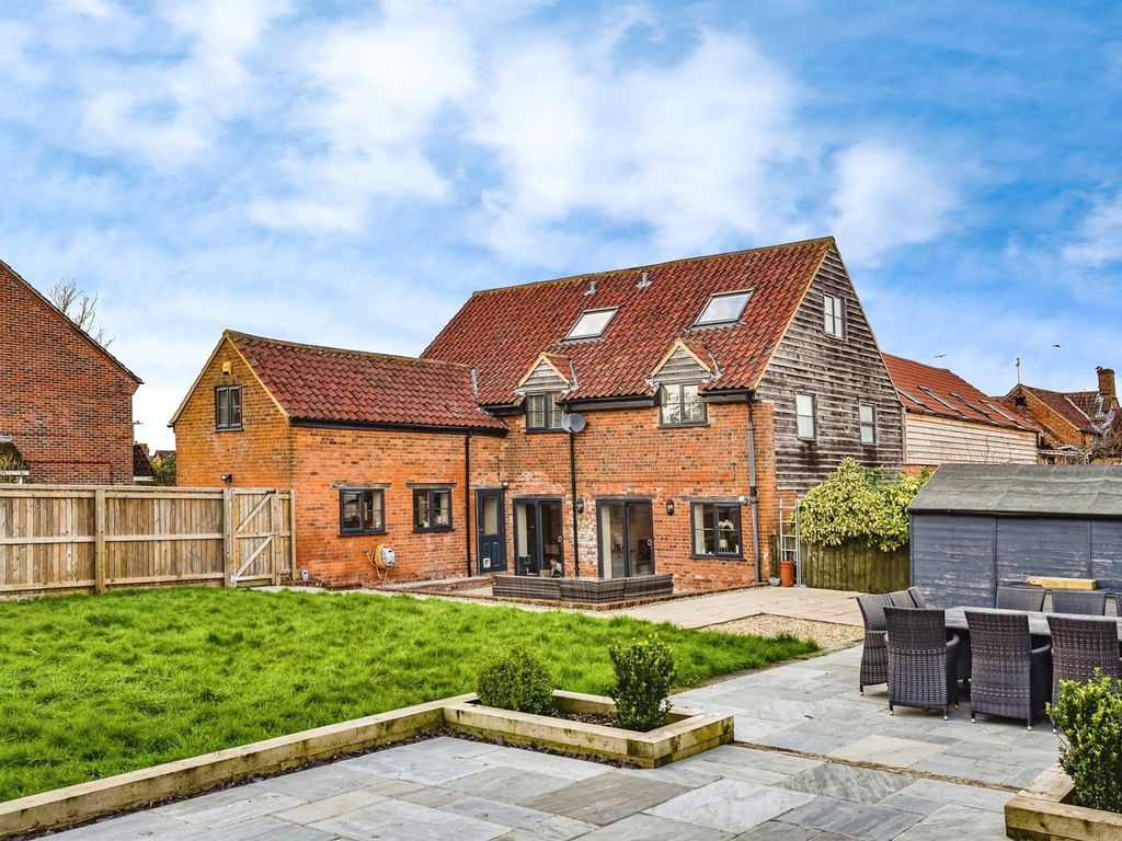 6 bed barn conversion for sale in High Street, Dilton Marsh, Westbury