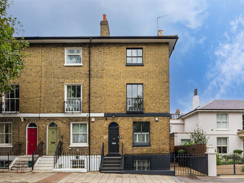 4 bed end terrace house for sale in Harrow Road, London NW10, £