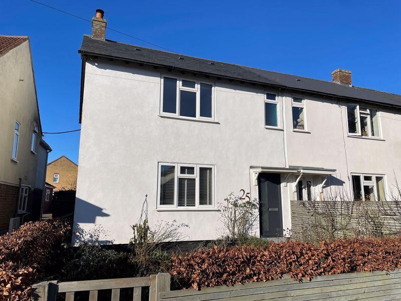 3 bed end terrace house for sale in Tower Street, High HP13, £