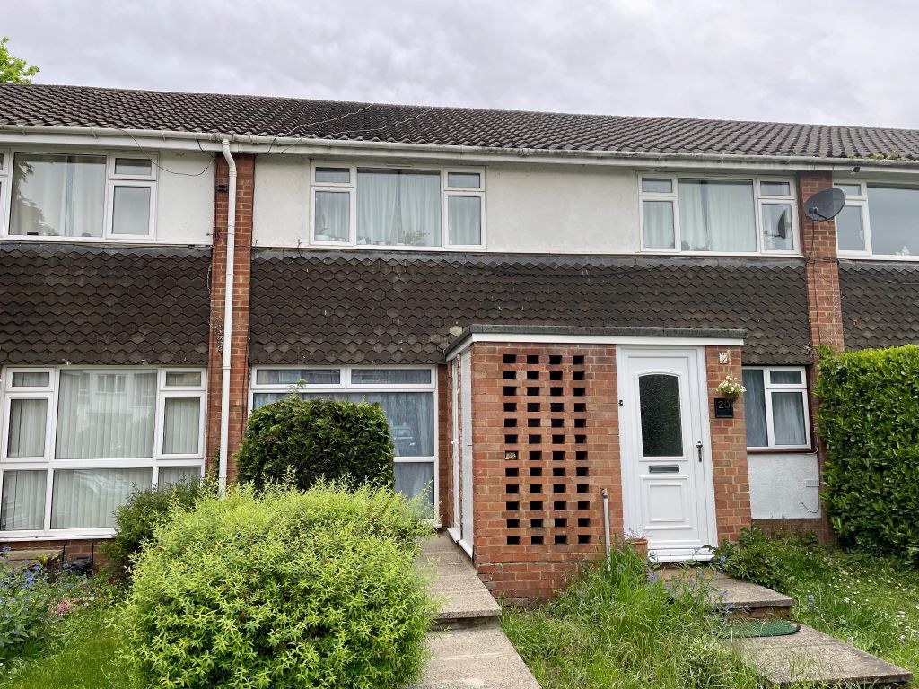 2 bed to rent in Ray Park Avenue, Maidenhead, Berkshire SL6