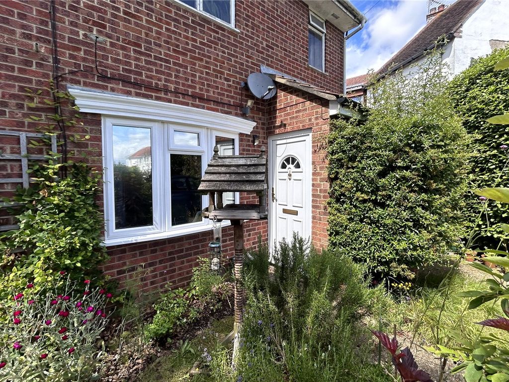 1 bed for sale in Wolfe Road, Aldershot, Hampshire GU12, £