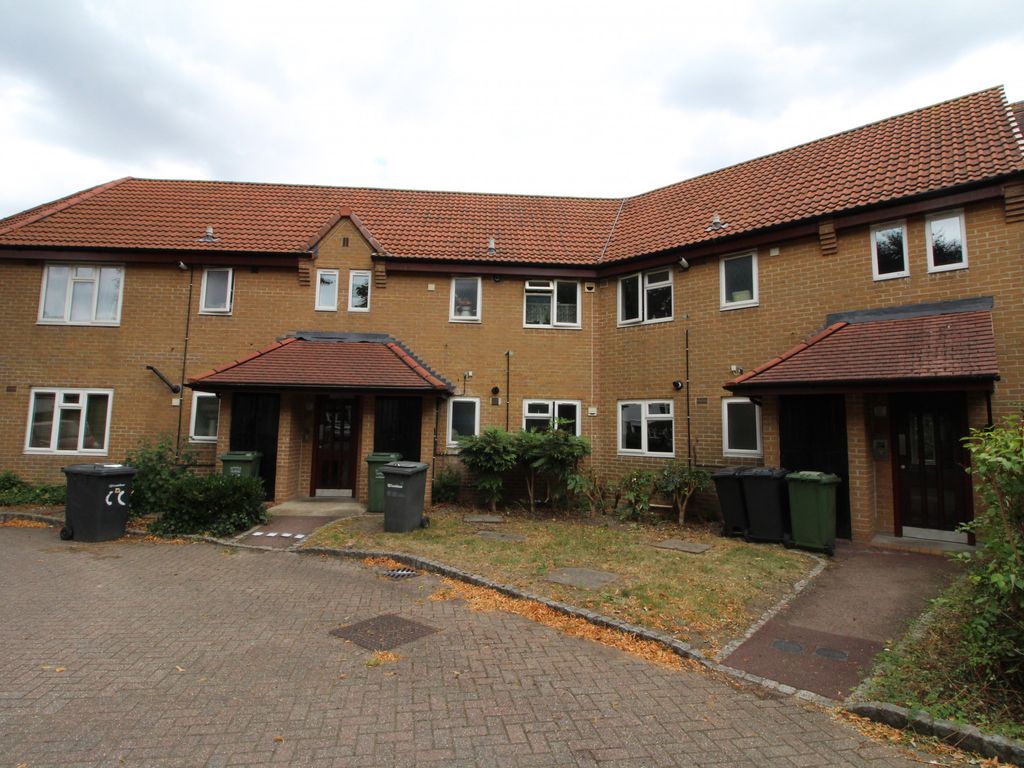 1 bed flat to rent in Beckenham Hill Road, Catford SE6, £1,300 pcm Zoopla