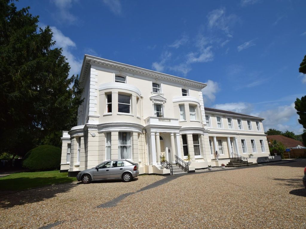 Studio to rent in Church Street, Willingdon, Eastbourne BN22 Zoopla