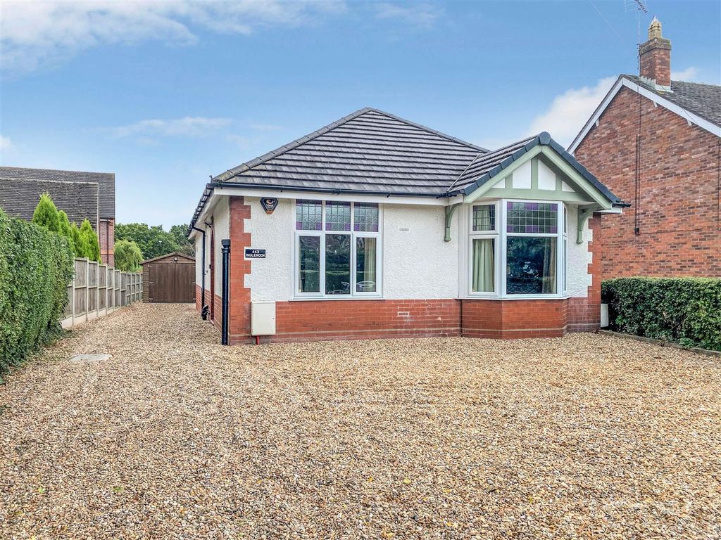 3 bed detached bungalow for sale in Crewe Road, Winterley, Sandbach CW11 Zoopla