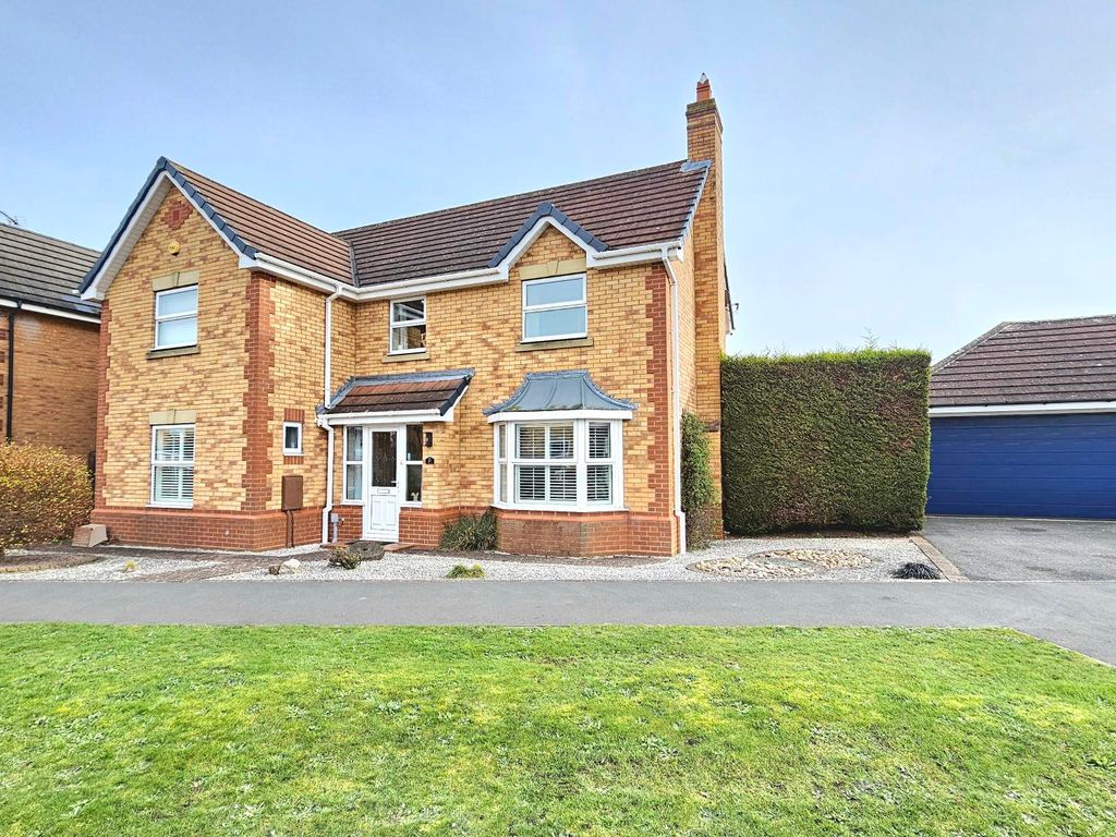 4 bed detached house for sale in Milton Way, Sleaford NG34, £375,000