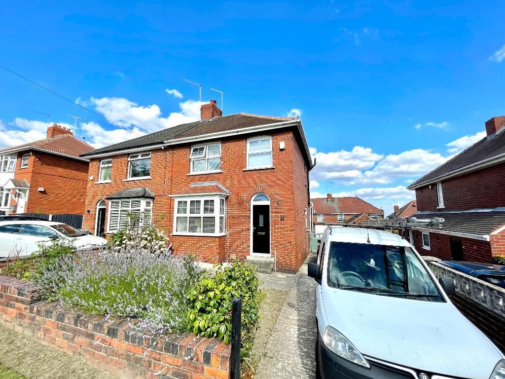 3 bed semidetached house for sale in South View Road, Hoyland