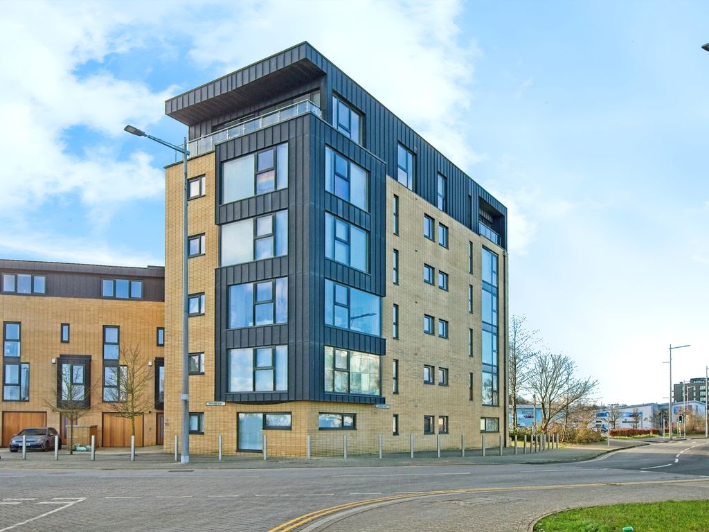 2 bed flat for sale in Empire Way, Cardiff, South CF11, £
