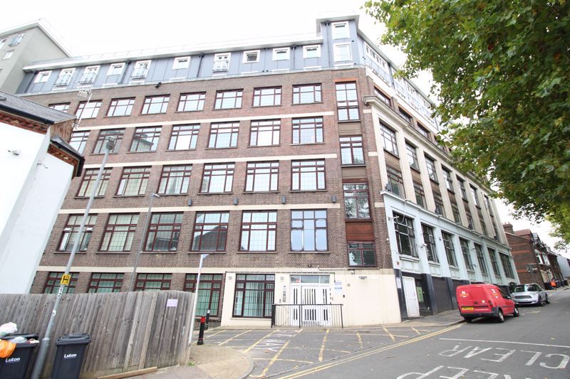 Hatton Place, 118 Midland Road, Luton LU2  