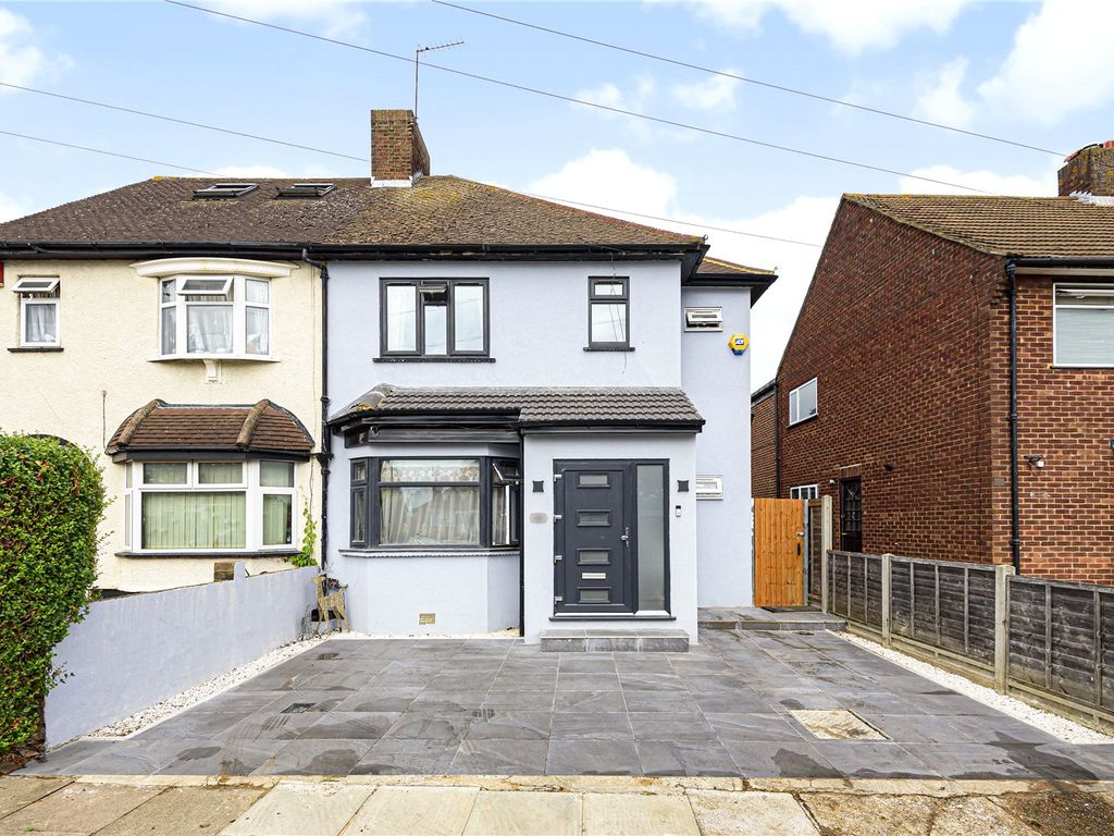 3 bed semidetached house for sale in Masson Avenue, Ruislip, Middlesex