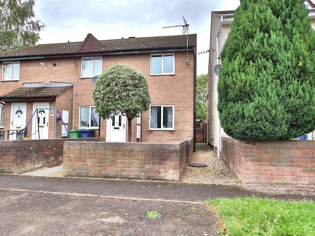 2 bed property for sale in Fitzhamon Park, Ashchurch, Tewkesbury GL20