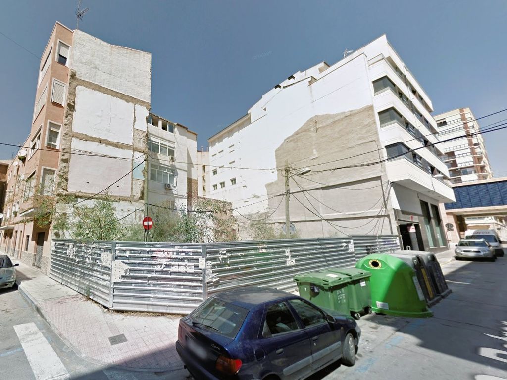 Land for sale in Elda, 03600, Alicante, Spain, £254,068 Zoopla
