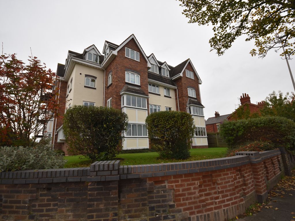 2 bed flat for sale in Gloucester Avenue, Blackpool FY1, £88,000 Zoopla