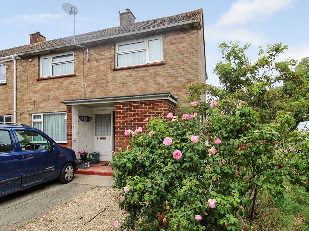 3 bed end terrace house for sale in Beaufort Green, Park North, Swindon