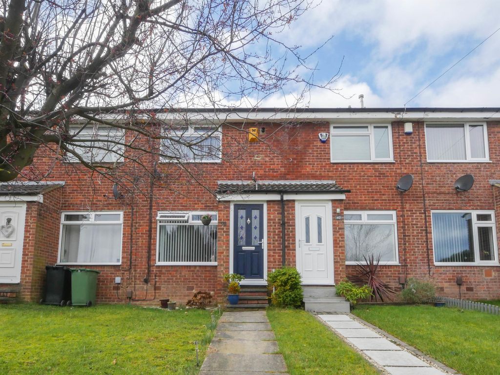 2 bed terraced house for sale in Wood Grove, Farnley LS12 Zoopla