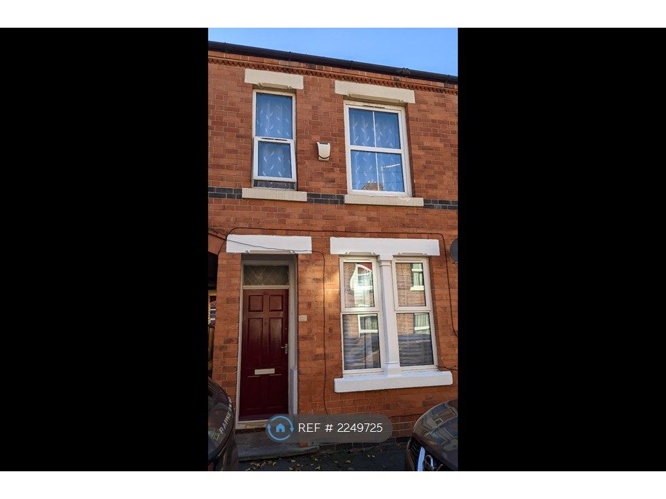 2 bed terraced house to rent in Maud Street, Nottingham NG7, £875 pcm