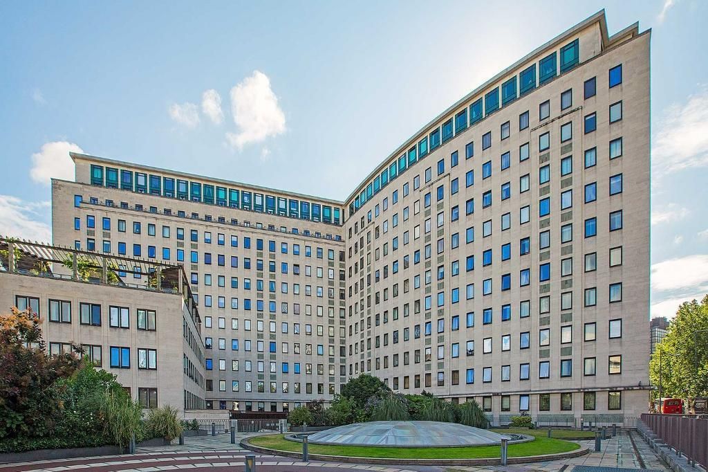 1 bed flat to rent in The Whitehouse Apartments, 9 Belvedere Road