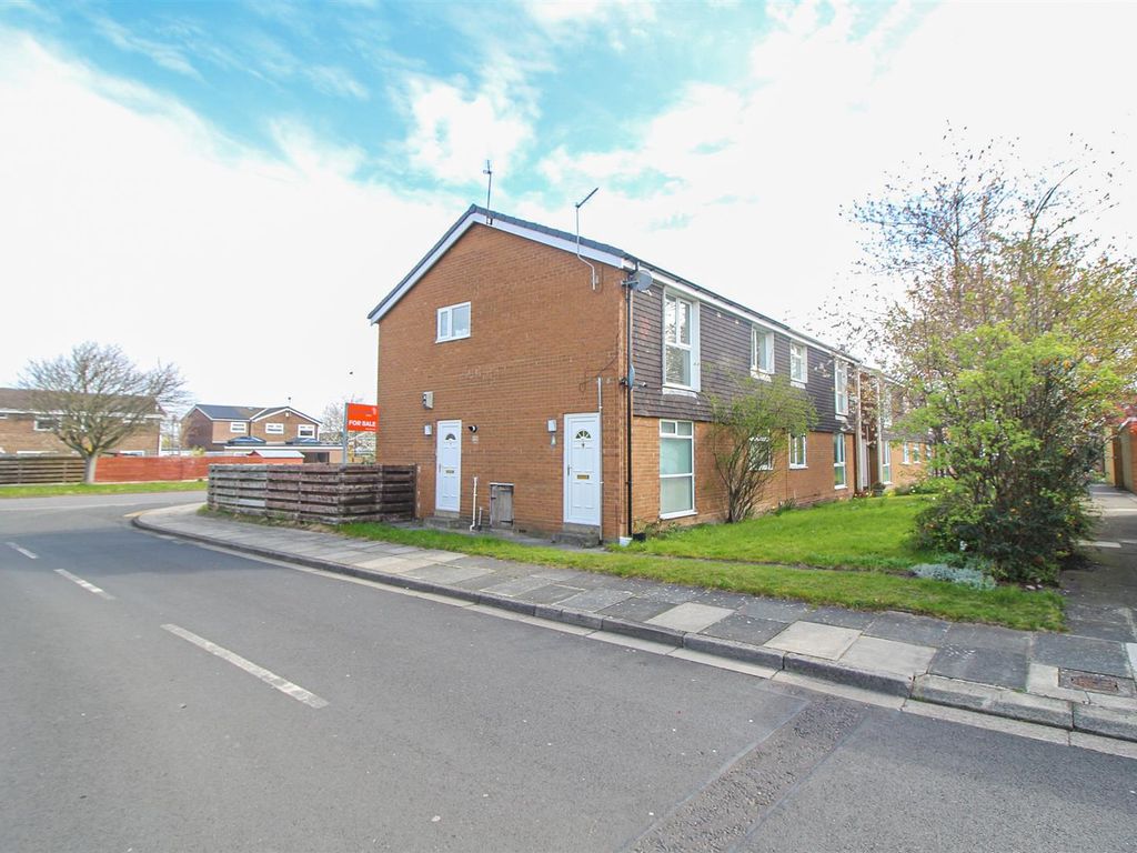 2 bed flat to rent in Marlborough Court, Kingston Park, Newcastle Upon