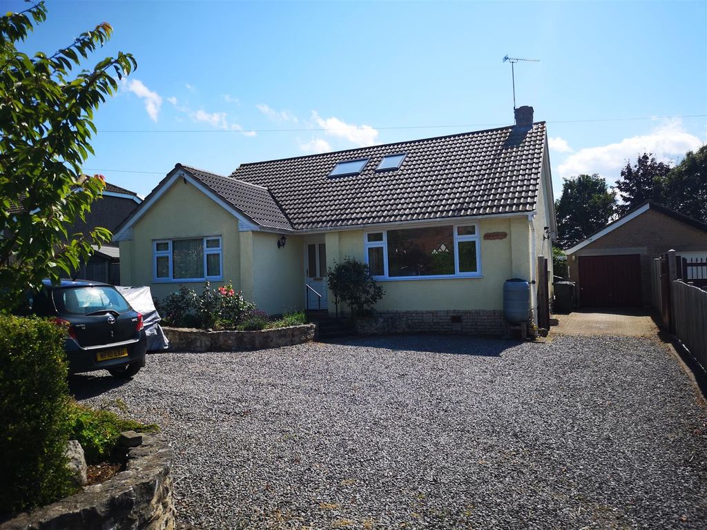 4 bed detached bungalow to rent in Coleford Road, Tutshill, Chepstow NP16 Zoopla