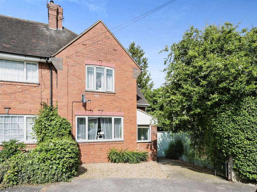 2 bed end terrace house for sale in Whiston Road, Kingsthorpe, Northampton NN2 Zoopla