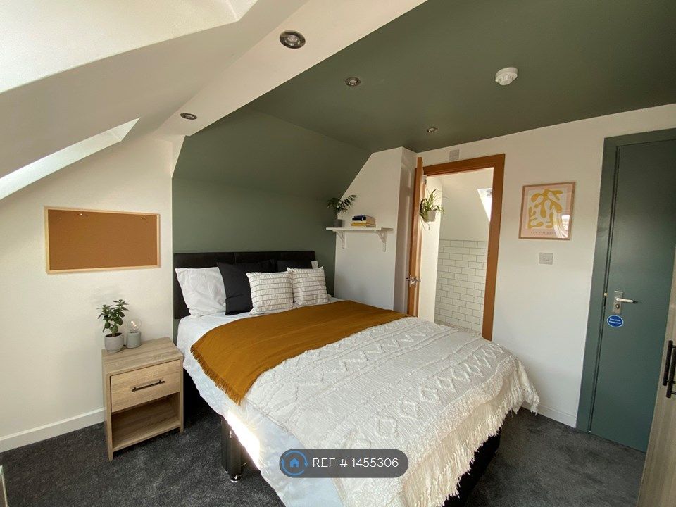 Room to rent in Empress Road, Kensington, Liverpool L7, £542 pcm Zoopla