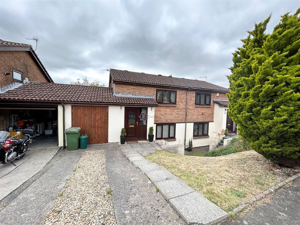 3 bed semidetached house for sale in Maywood, Pontyclun CF72 Zoopla