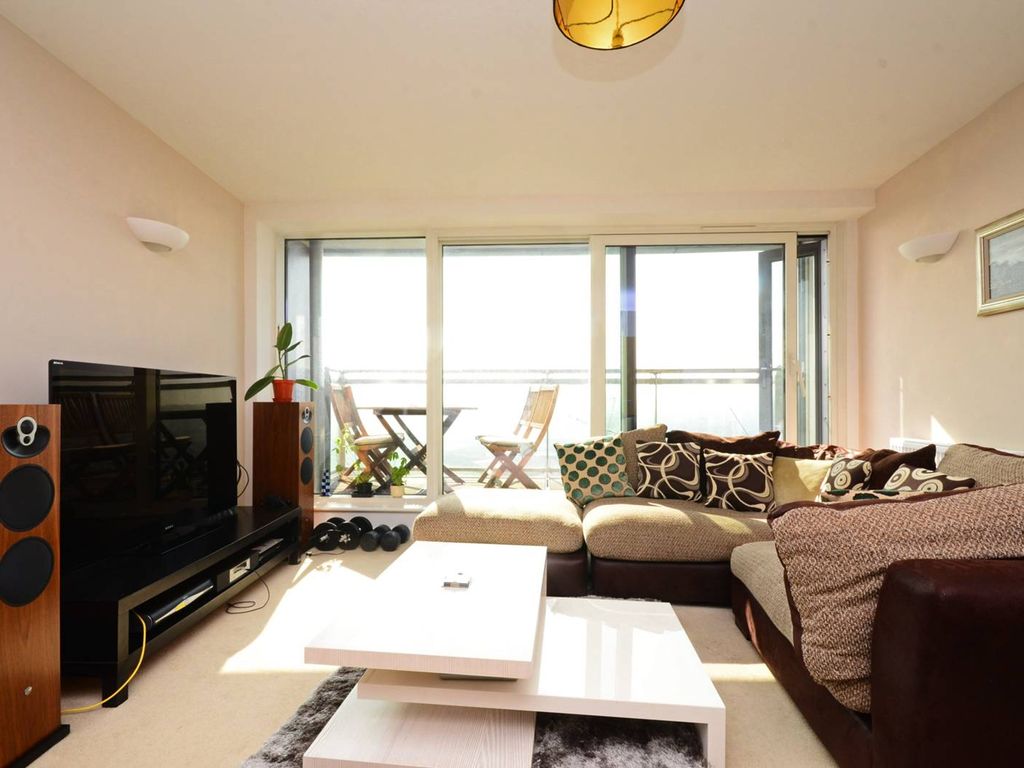 2 bed flat to rent in Argento Tower, Wandsworth, London SW18 Zoopla