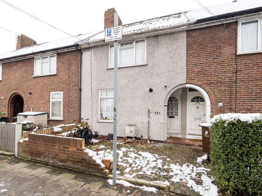 2 bed terraced house for sale in Hedgemans Road, Dagenham RM9 Zoopla
