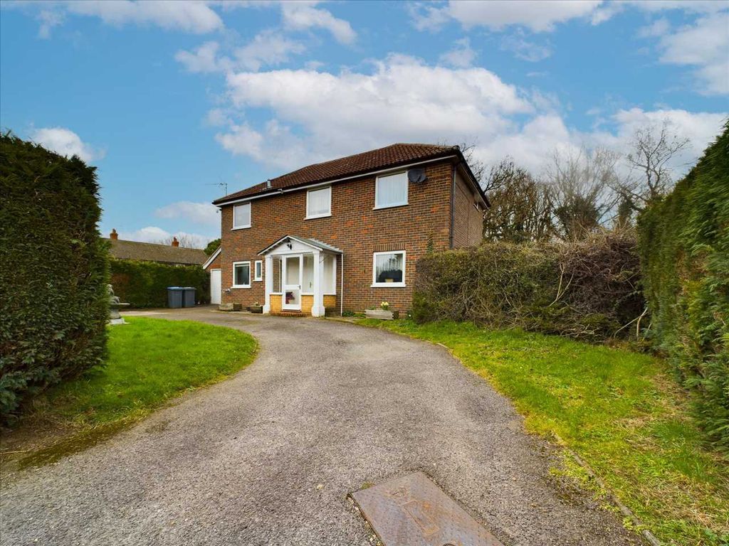 4 bed detached house for sale in Nicholls Close, Ufford, Woodbridge