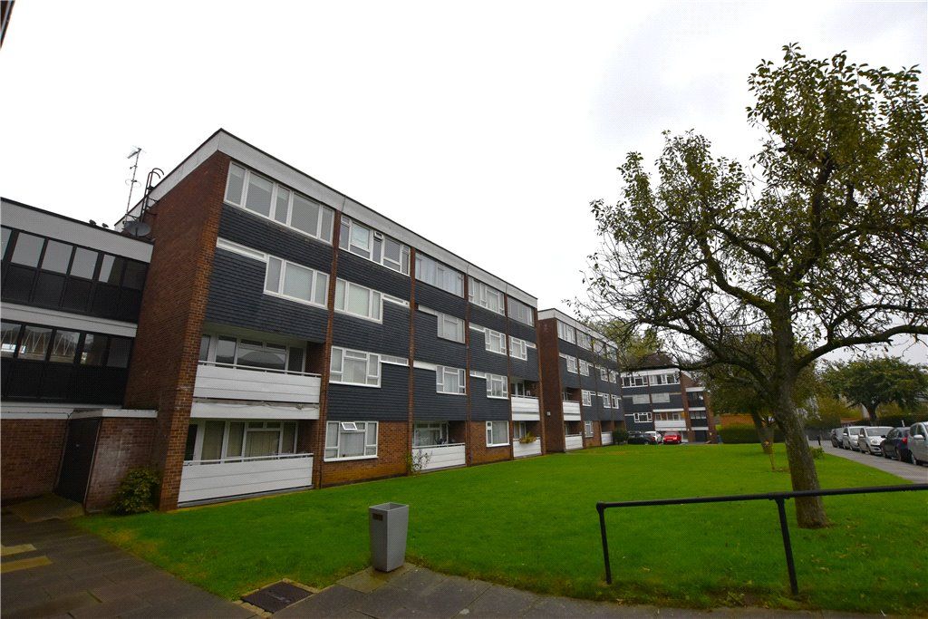 2 bed flat for sale in Park Court, Harlow, Essex CM20, £220,000 Zoopla