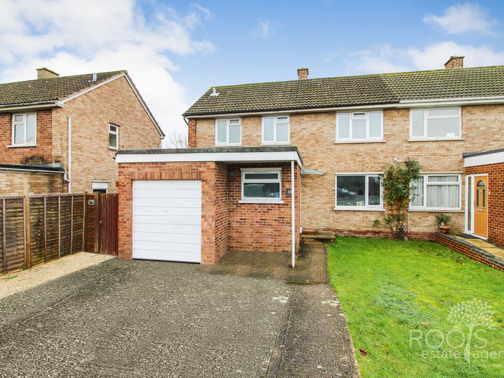 2 bed for sale in Turnpike Road, Newbury, Berkshire RG14, £