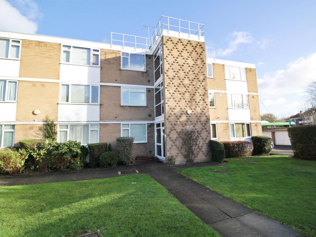 2 bed flat to rent in Boreham Holt, Elstree, Borehamwood WD6 Zoopla