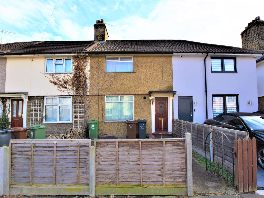 2 bed terraced house for sale in Lambourne Road, Barking IG11, £325,000