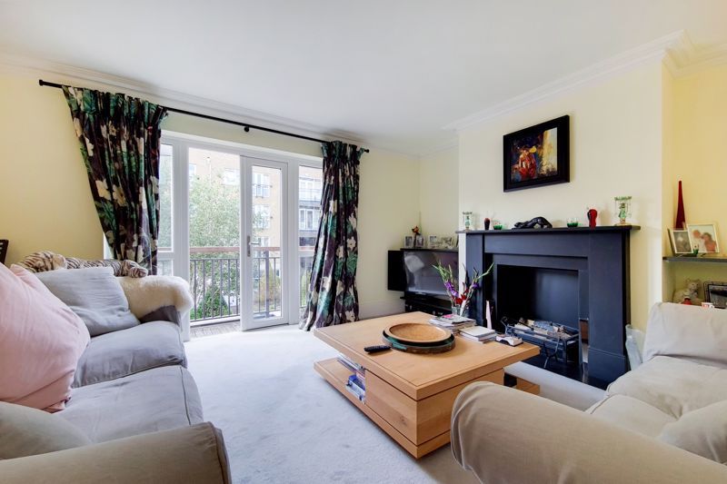 Wharf Terrace, Deodar Road, London SW15  