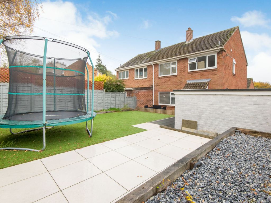 3 bed semidetached house for sale in Truro Rise, Eastleigh SO50, £