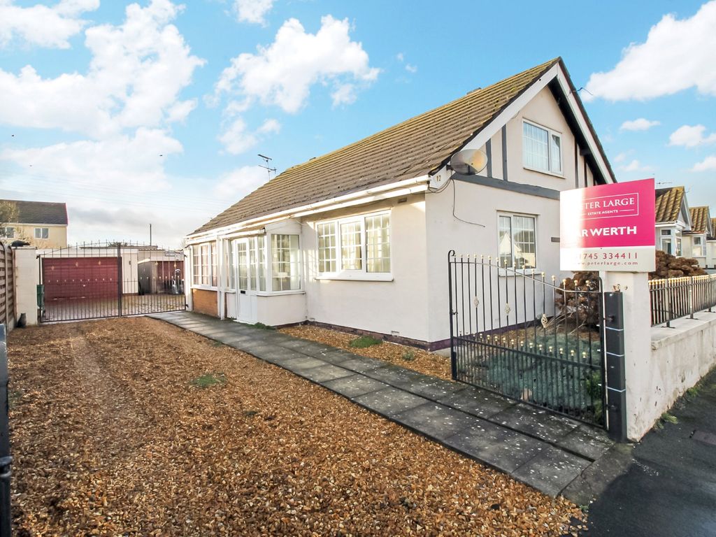 3 bed detached bungalow for sale in Roseview Crescent, Kinmel Bay, Rhyl