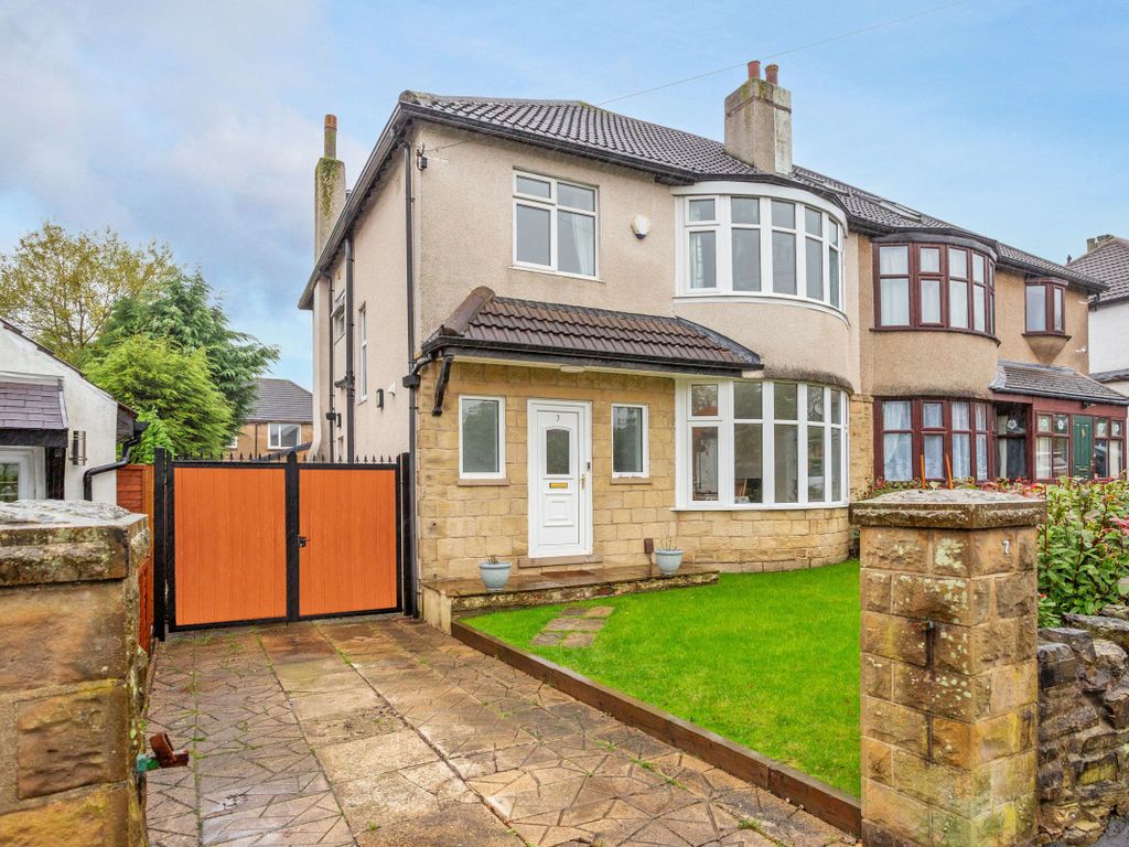 4 bed semidetached house for sale in Woodbourne Avenue, Leeds LS17, £450,000 Zoopla