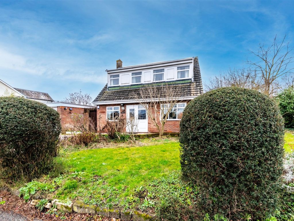 3 bed detached house for sale in Chalk Road, Higham ME3, £450,000 Zoopla