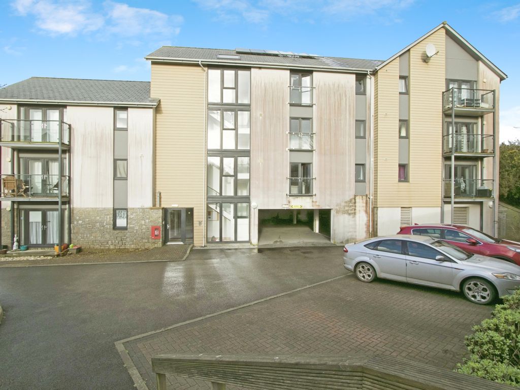1 bed flat for sale in Jubilee Drive, Redruth TR15, £125,000 Zoopla