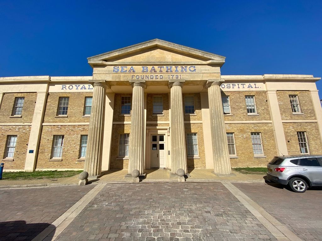 2 bed flat to rent in Flat, Alexandra Court, Canterbury Road, Margate