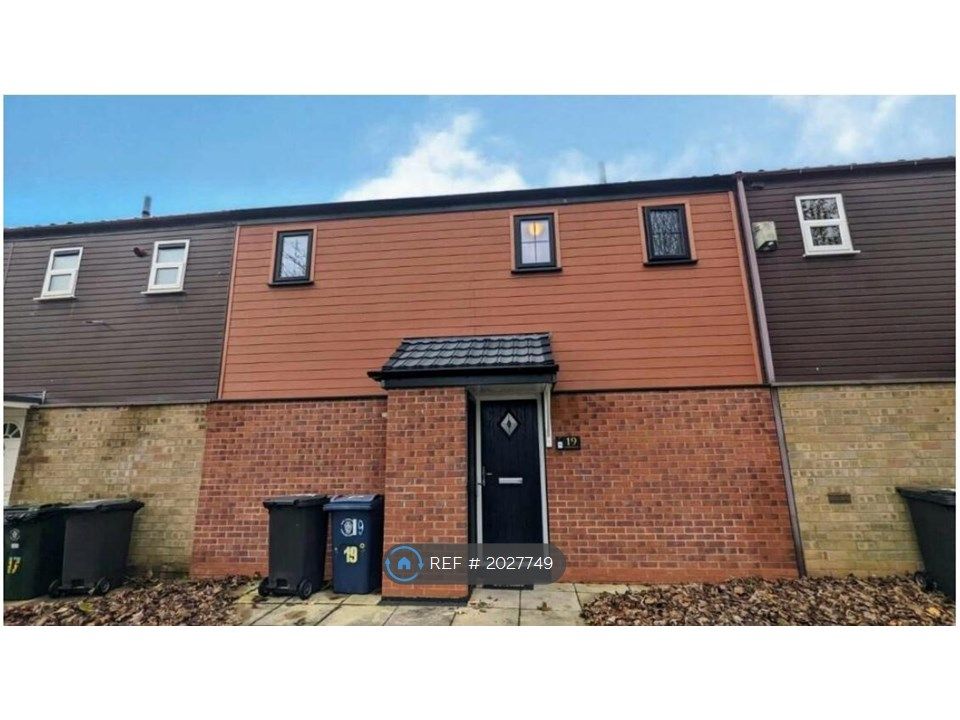 3 bed terraced house to rent in Fairburn, Skelmersdale WN8, £825 pcm